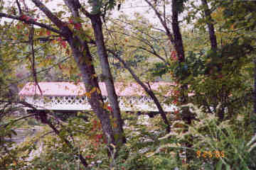Ashuelot Bridge. Photo by Liz Keating, September 25, 2005